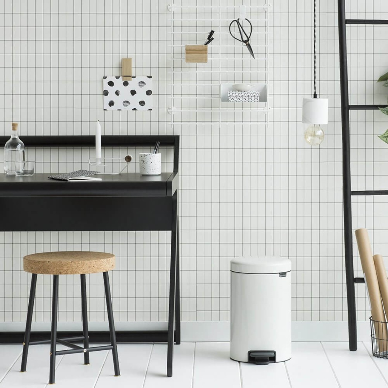 Brabantia Κάδος πεντάλ soft closing, plastic bucket white 12 lt σειρά New Icon