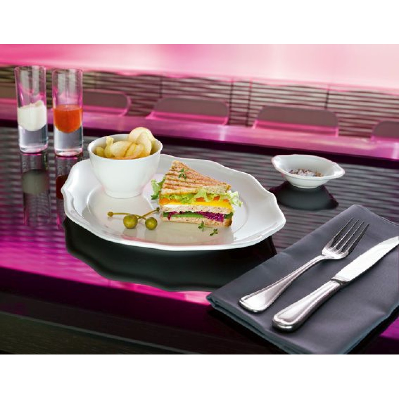 Villeroy & Boch Πιατέλα ρηχή οβάλ 30x23 cm σειρά La Scala